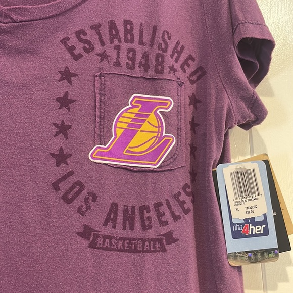 NBA-Los Angeles Lakers, New Era Women's Top From The NBA Store.  NWT. Size XL. - Picture 2 of 5